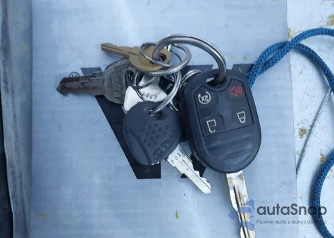 2016 Ford F-250 Lariat z USA, uszkodzony, nr VIN 1FT7W2B67GEA21418